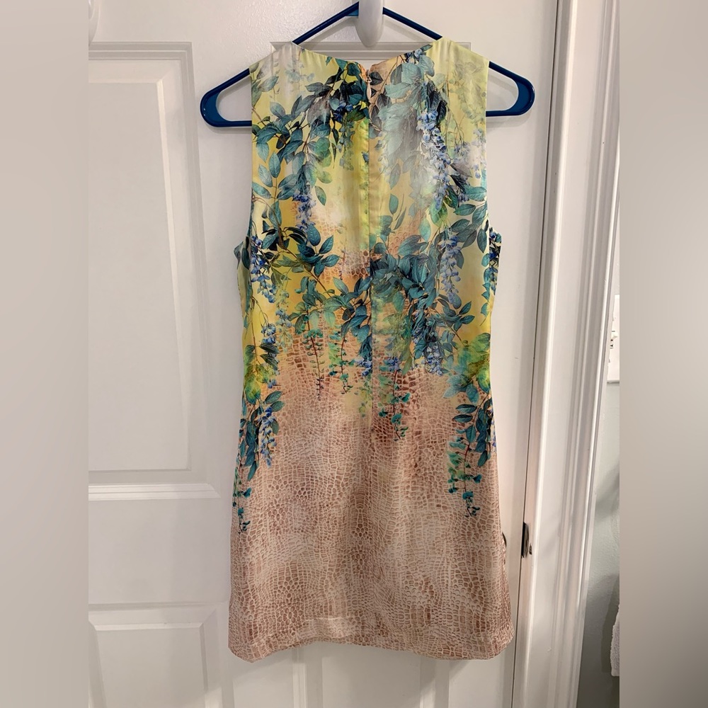 [NWOT] BEBE • Mediterranean Mini Dress - Picture 5 of 8